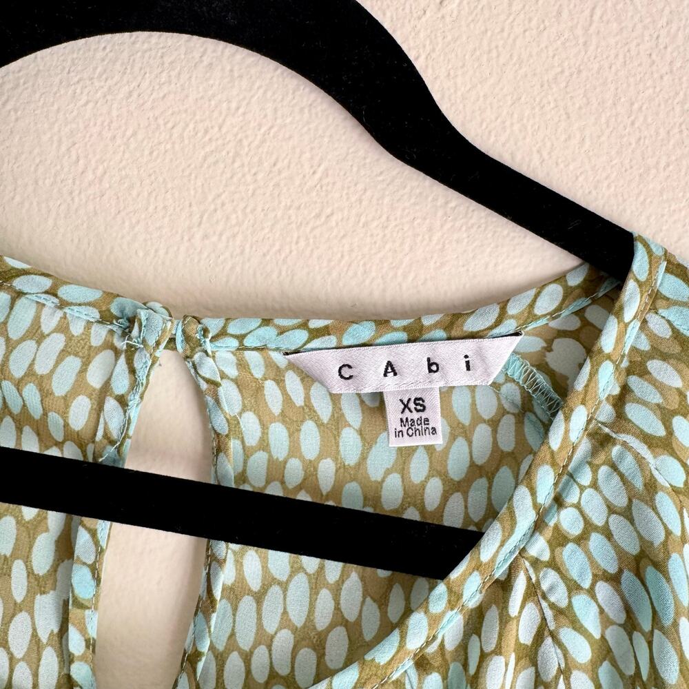 Cabi Blue Green Polka Dot Pebble Keyhole Short Sleeve Blouse - XS - Picture 3 of 7